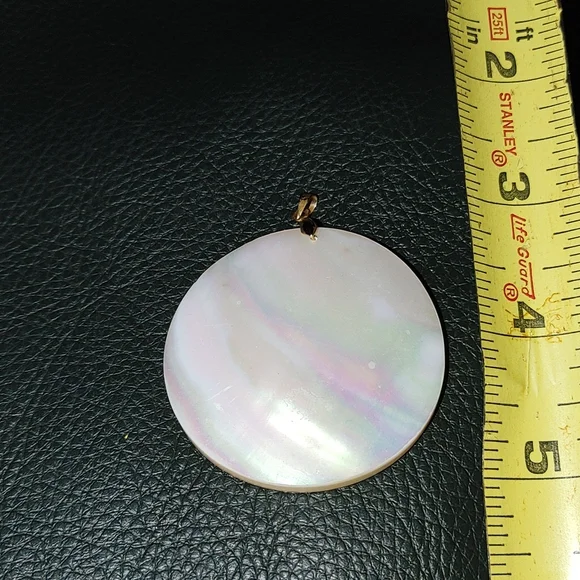 Gorgeous Pearl pendant - Picture 3 of 3